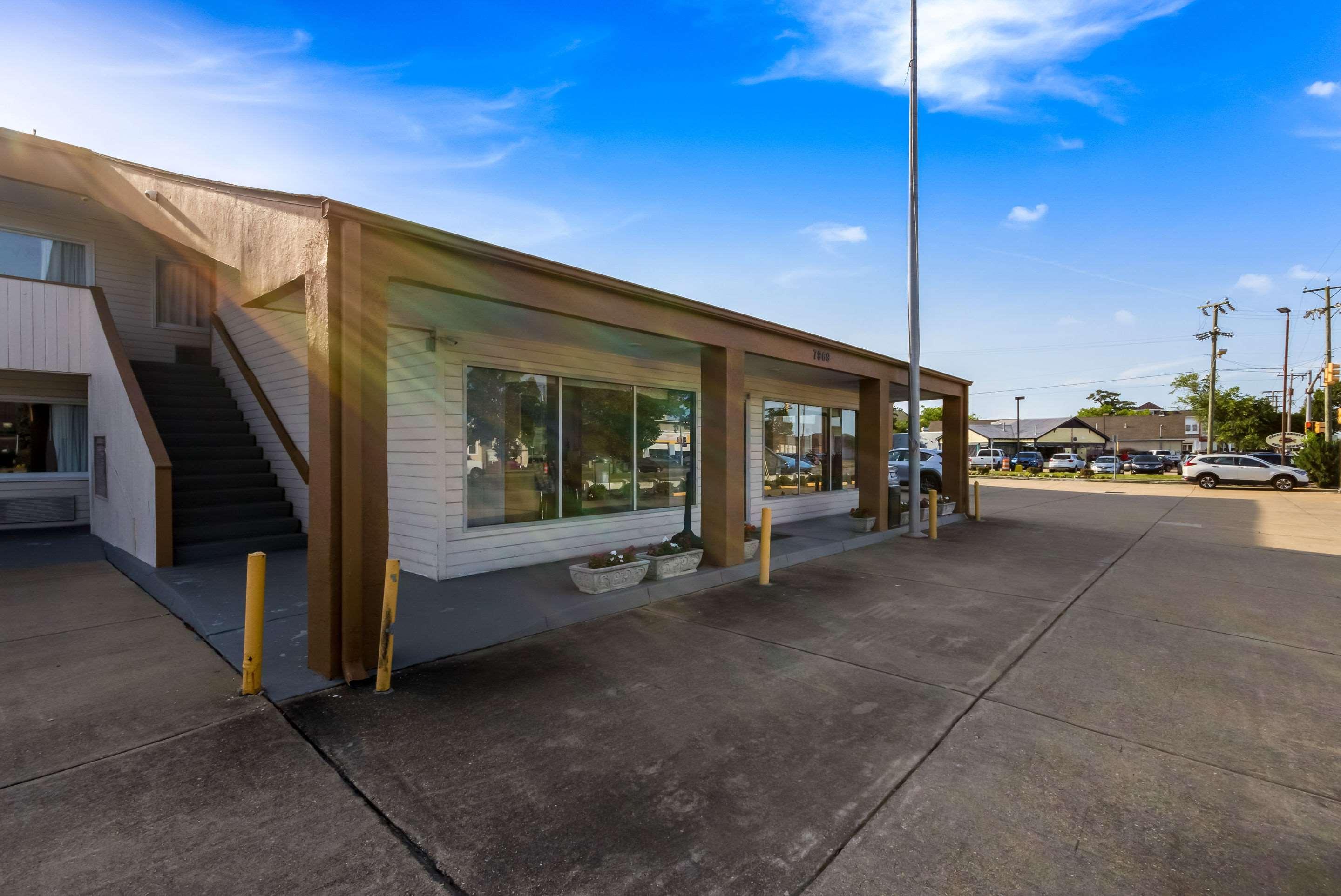 Econo Lodge Little Creek Norfolk Exterior photo