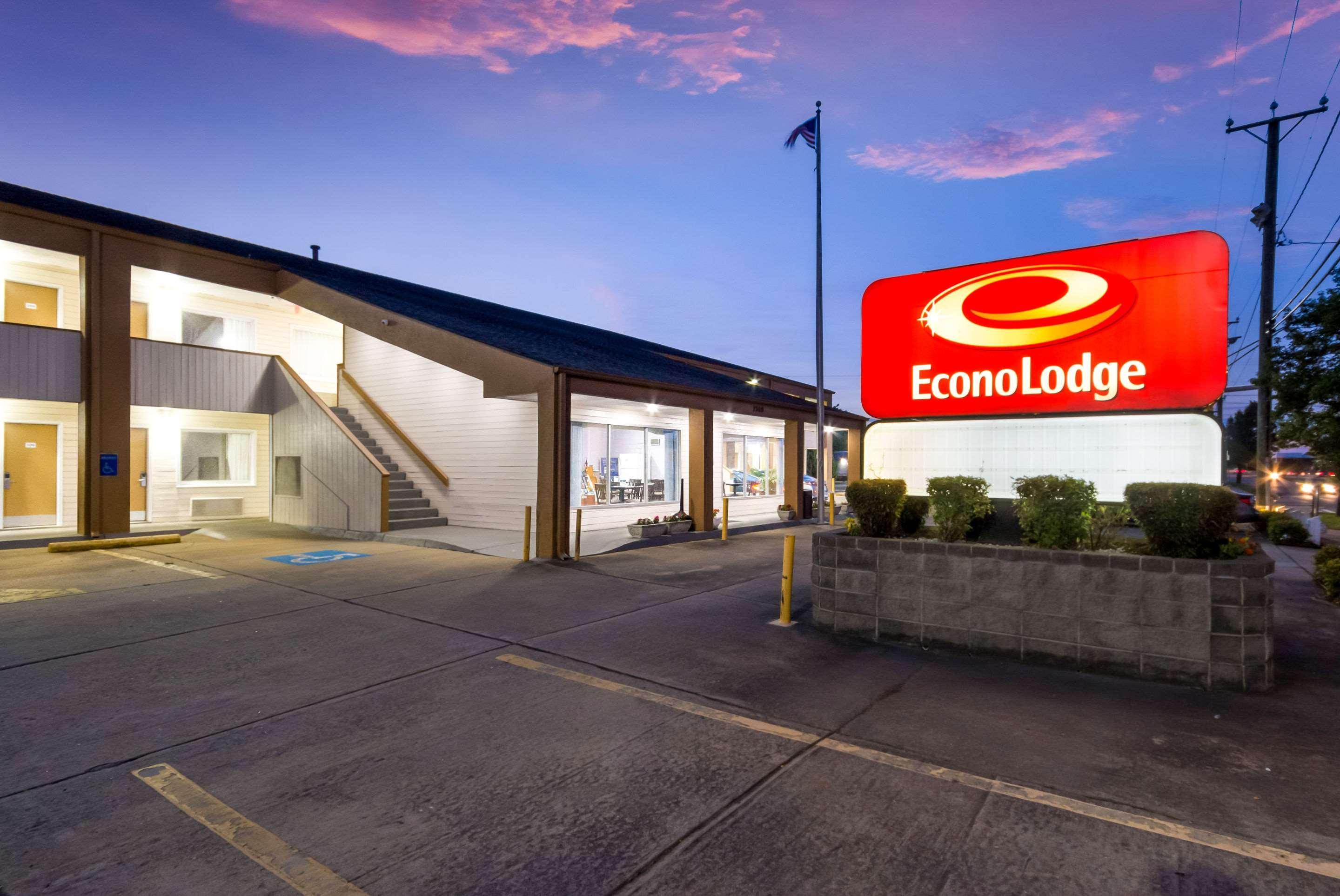 Econo Lodge Little Creek Norfolk Exterior photo